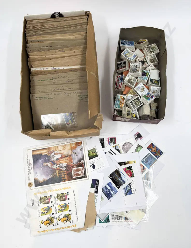 Qty NZ Vintage & Decimal Postal Histories Some FDC's with Loose Stamps some Mint Image 1++