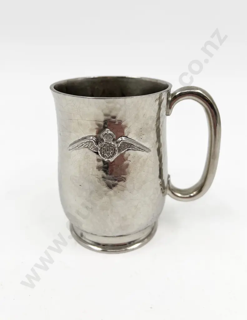 S/P RAF Emblem Half Pint Mug Image 1++