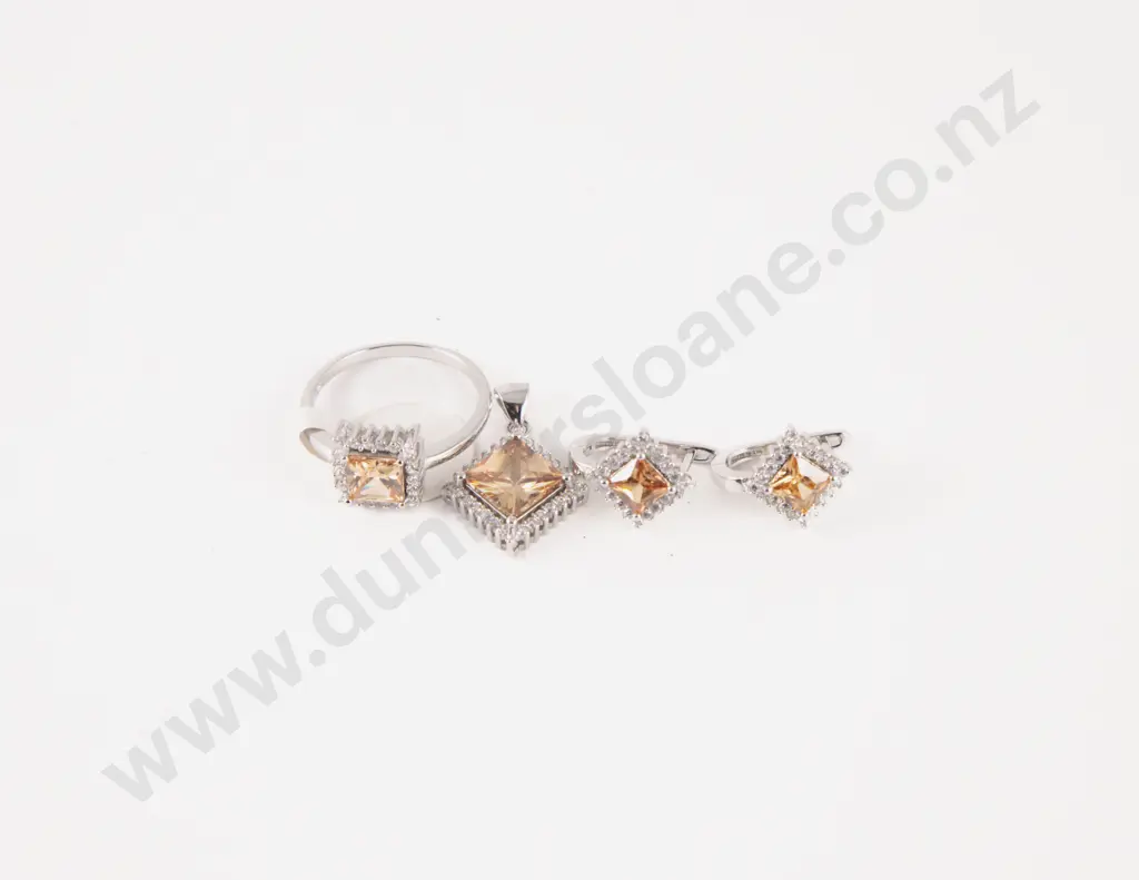 S/S Crystal and Orange Stone Jewellery Set Image 1++