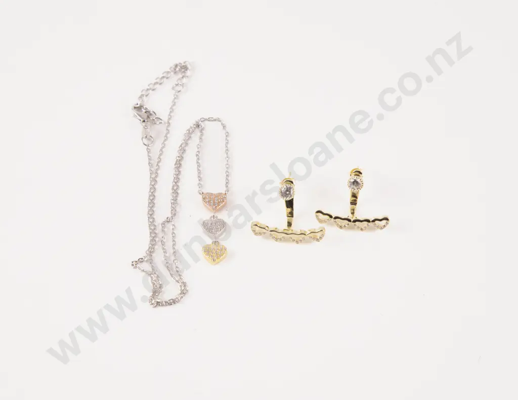 S/S Crystal Heart Necklace with Pair Earrings Image 1++