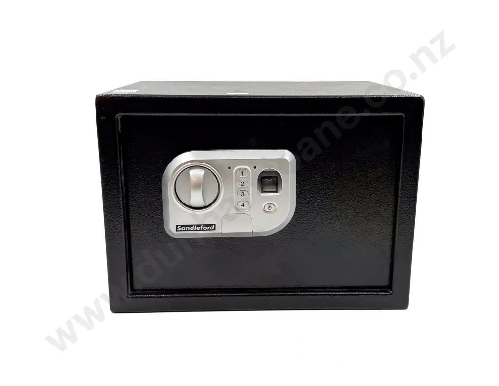 Sandleford Digital Safe with Keys or Combination Image 1++