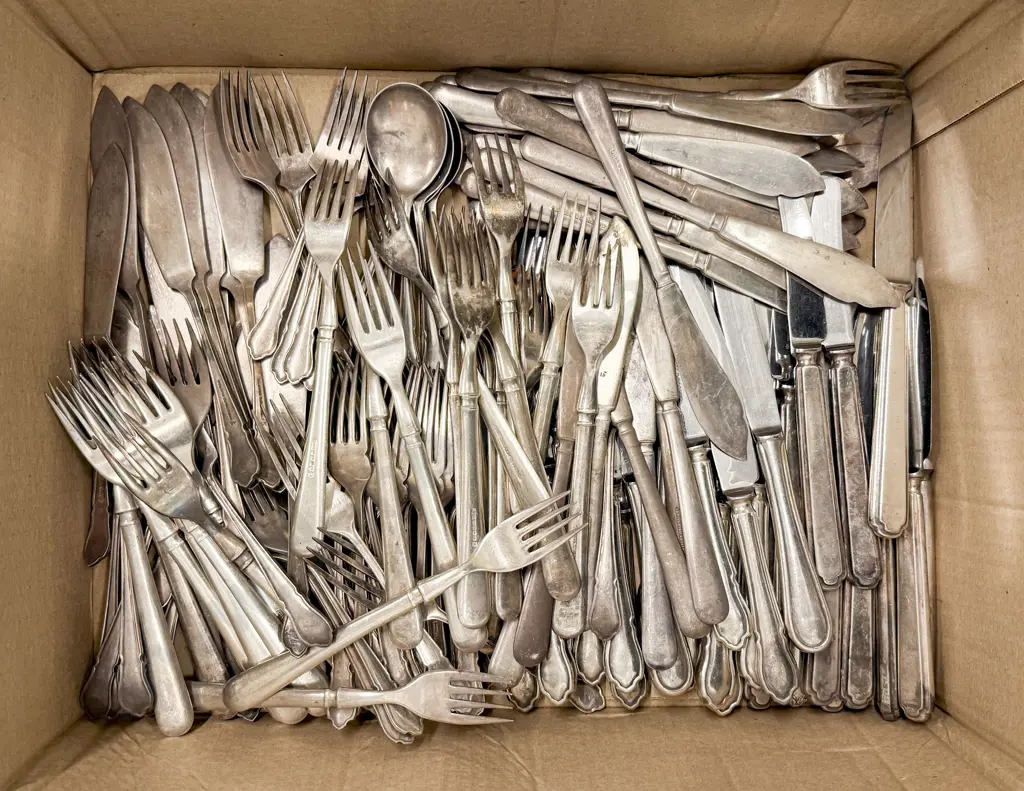 Qty of S/P Cutlery Image 1++