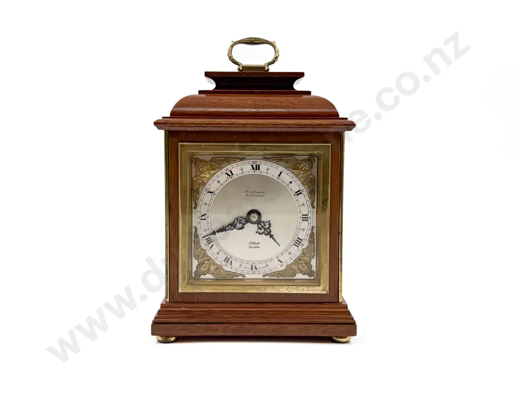 Elliot Mahogany Cased Mantle Clock Image 1++