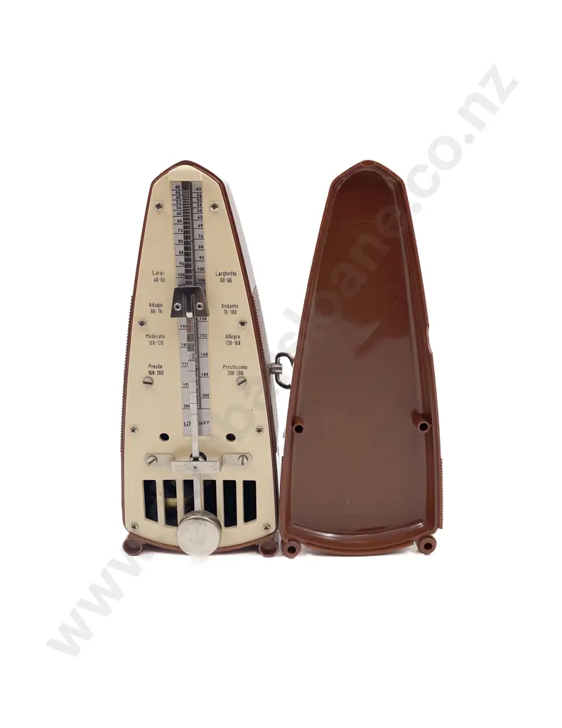 Bakelite Metronome Image 1++