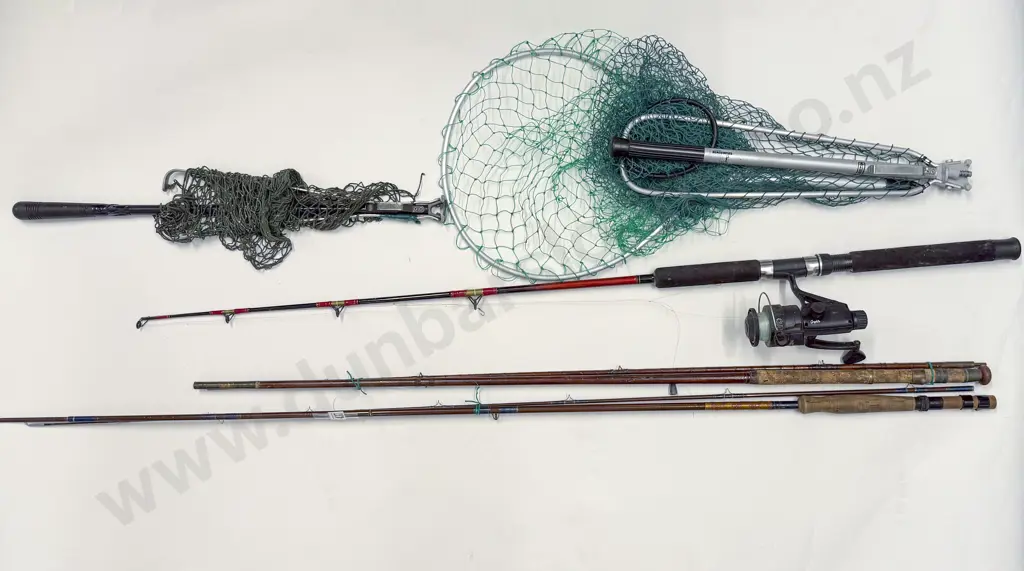Quantity of Assorted Vintage Fishing Rods Image 1++