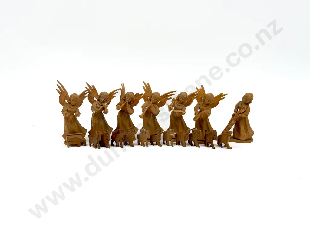 Italian Nativity Scene & Assorted Image 1++