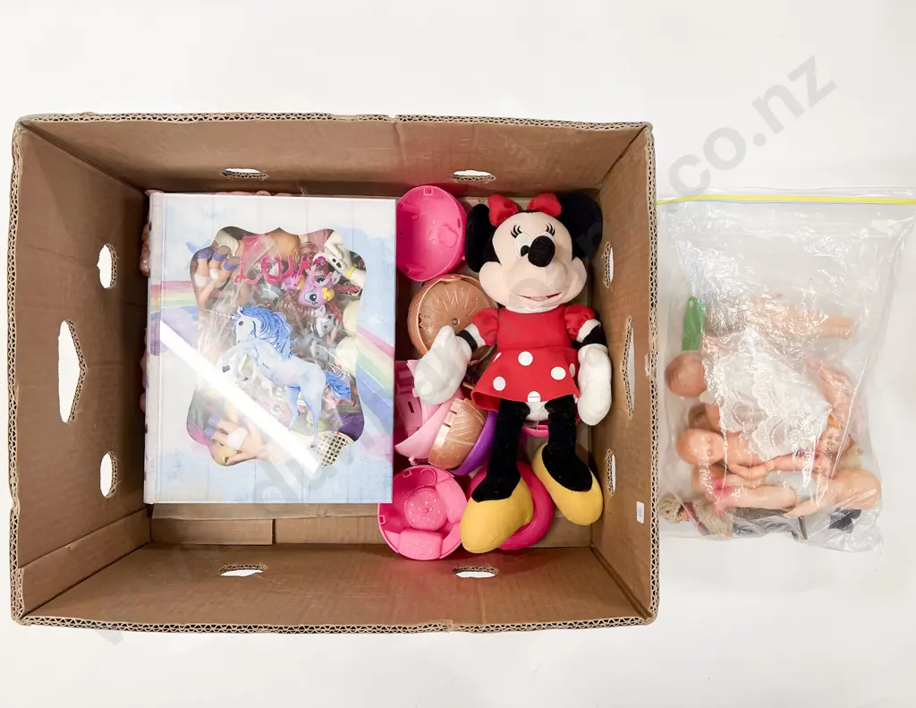 MGA Dolls with Vintage Hard Plastic Dolls Etc Image 1++
