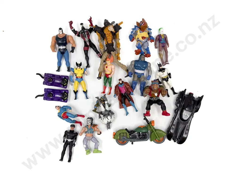 Small Qty of Action Figure Super Heroes and Villains Image 1++
