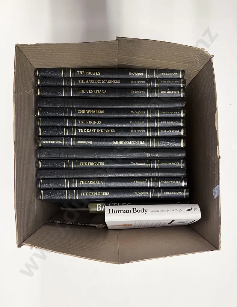Quantity of Assorted Time Life Books "The Sea Farers" Image 1++