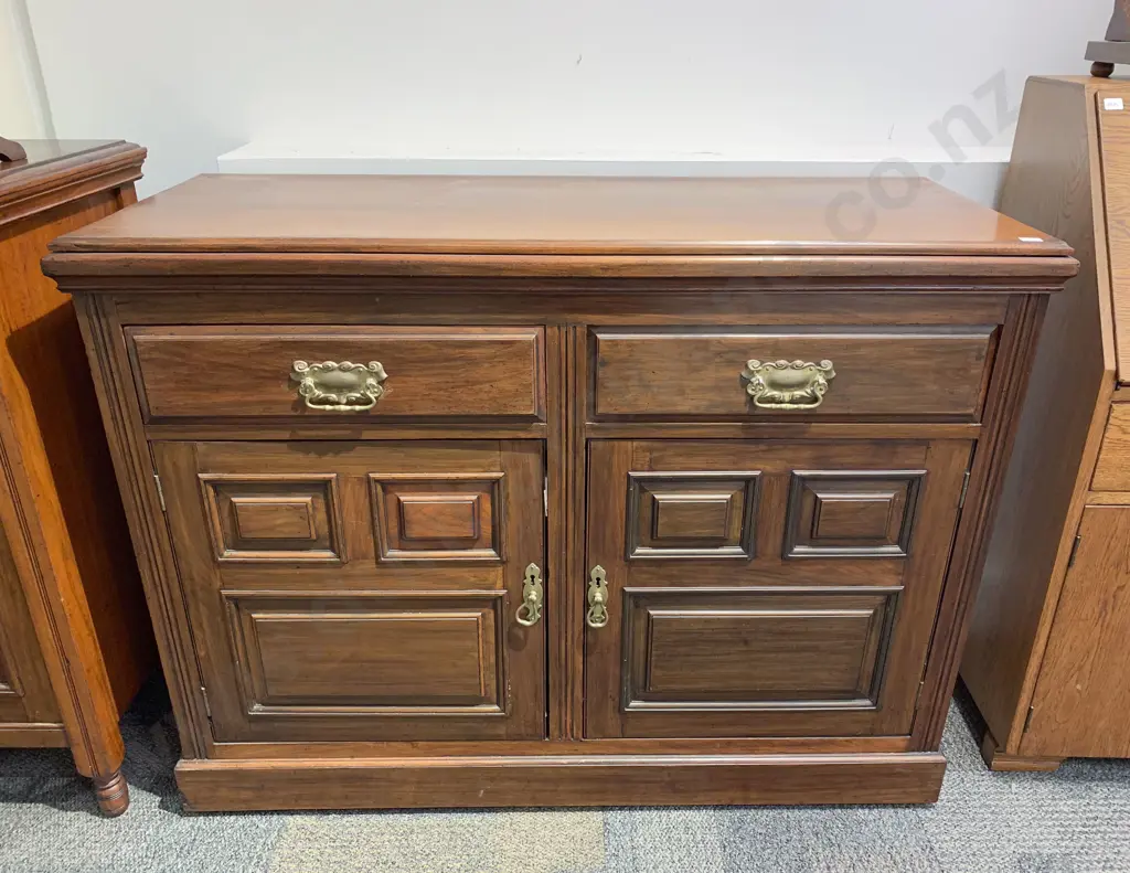 Edwardian Walnut Sideboard Image 1++