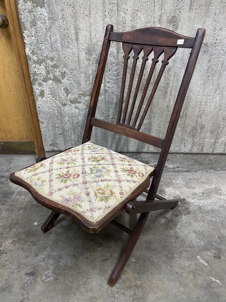 Edwardian Stained Beech Folding Chair Image 1++