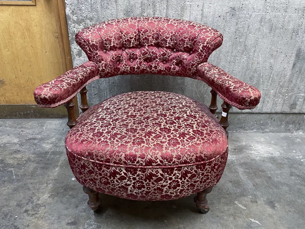Button Back Parlour Tub Chair Image 1++