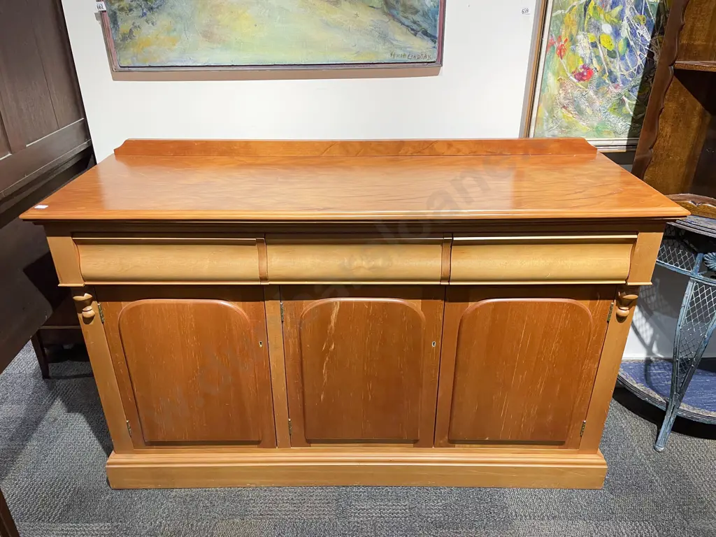 Kauri Three Door Sideboard Image 1++