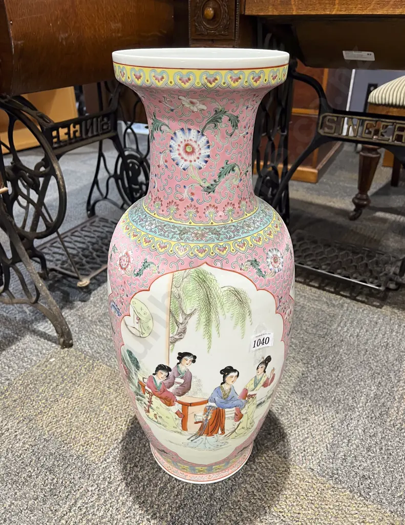 Modern Cantonese Floor Vase Image 1++
