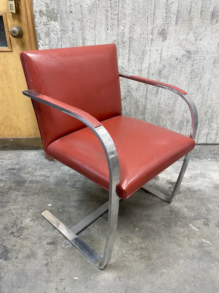 Brno Chair by Ludwig Mies Van Der Rohe Image 1++