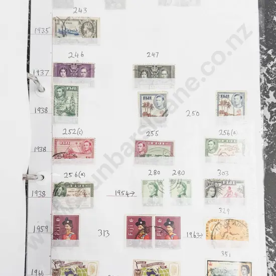 World Vintage Stamps Czechoslovakia - Dominica - Denmark - Egypt - El Salvador - Estonia - also