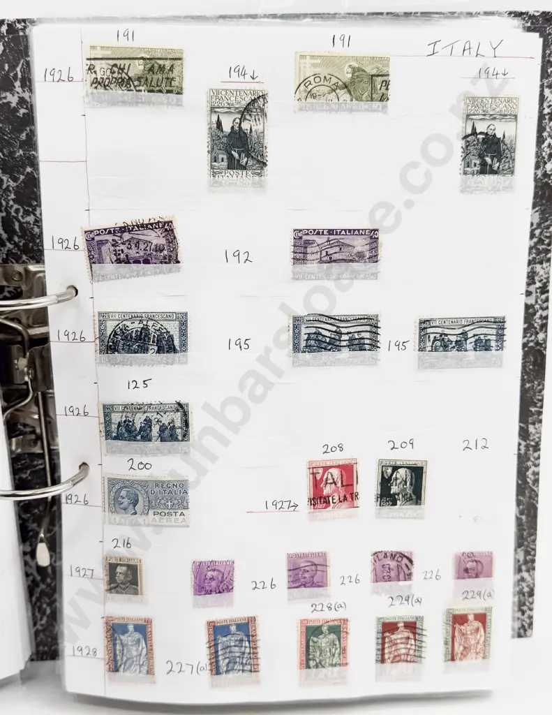 World Vintage Stamps - Italy Image 1++
