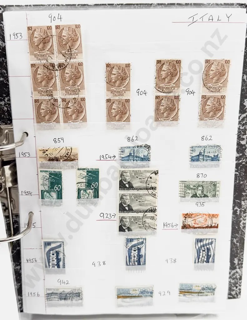 World Vintage Stamps - Italy Image 1++