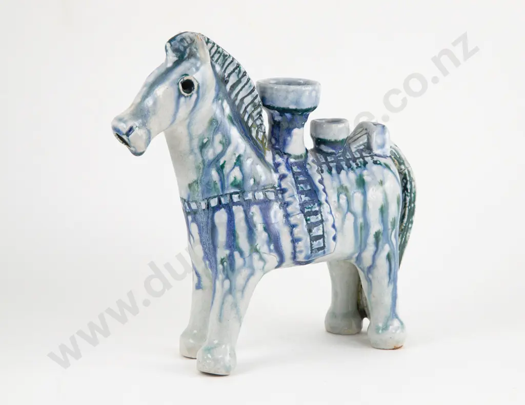 Juliet Peter Horse Candleholder Image 1++