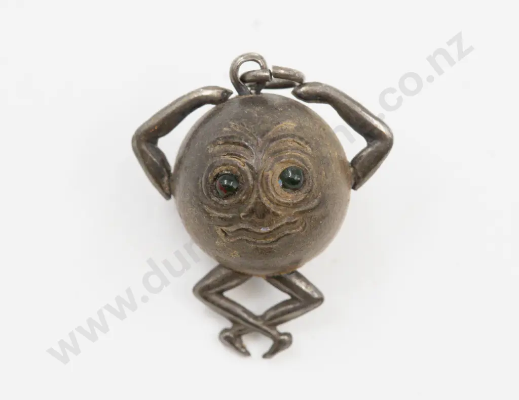 WW1 Tommy Touch Wud Fumsup Silver and Wooden Bead Lucky Charm Pendant Image 1++