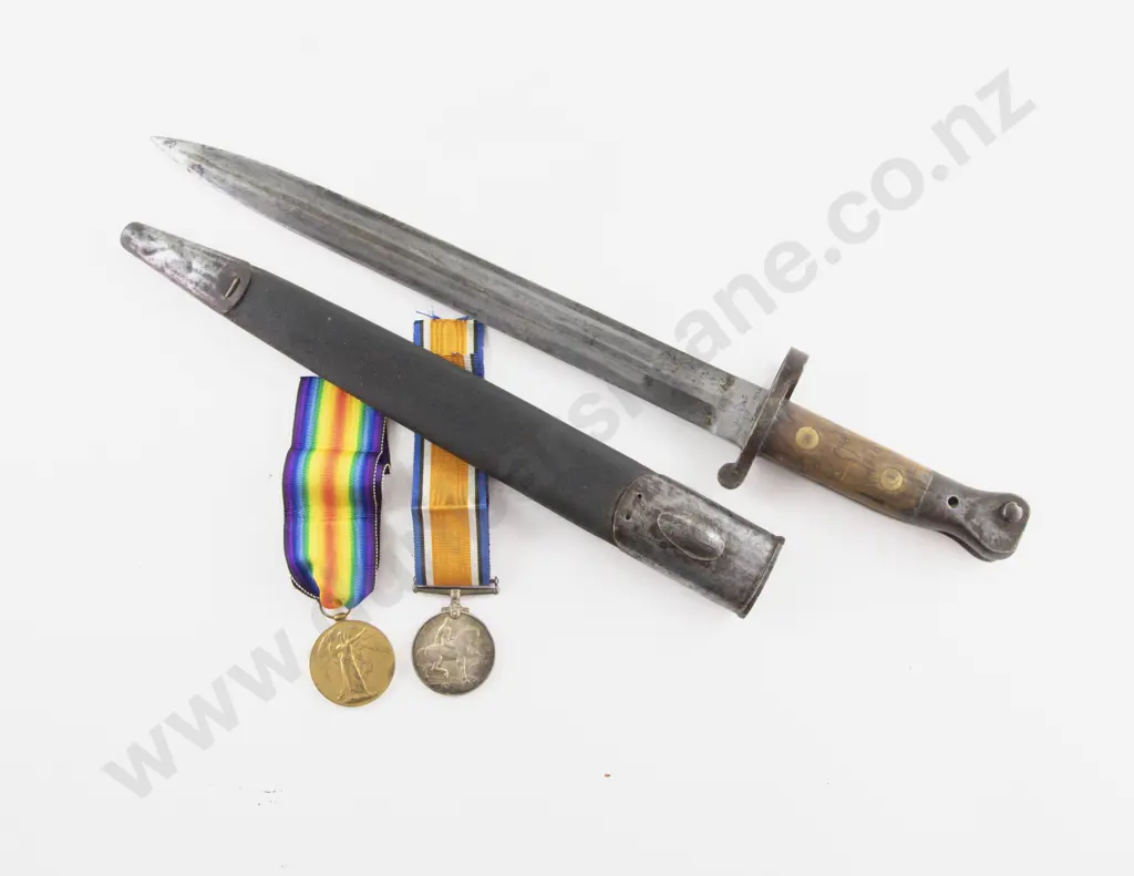 Group of Two WWI Medals Image 1++