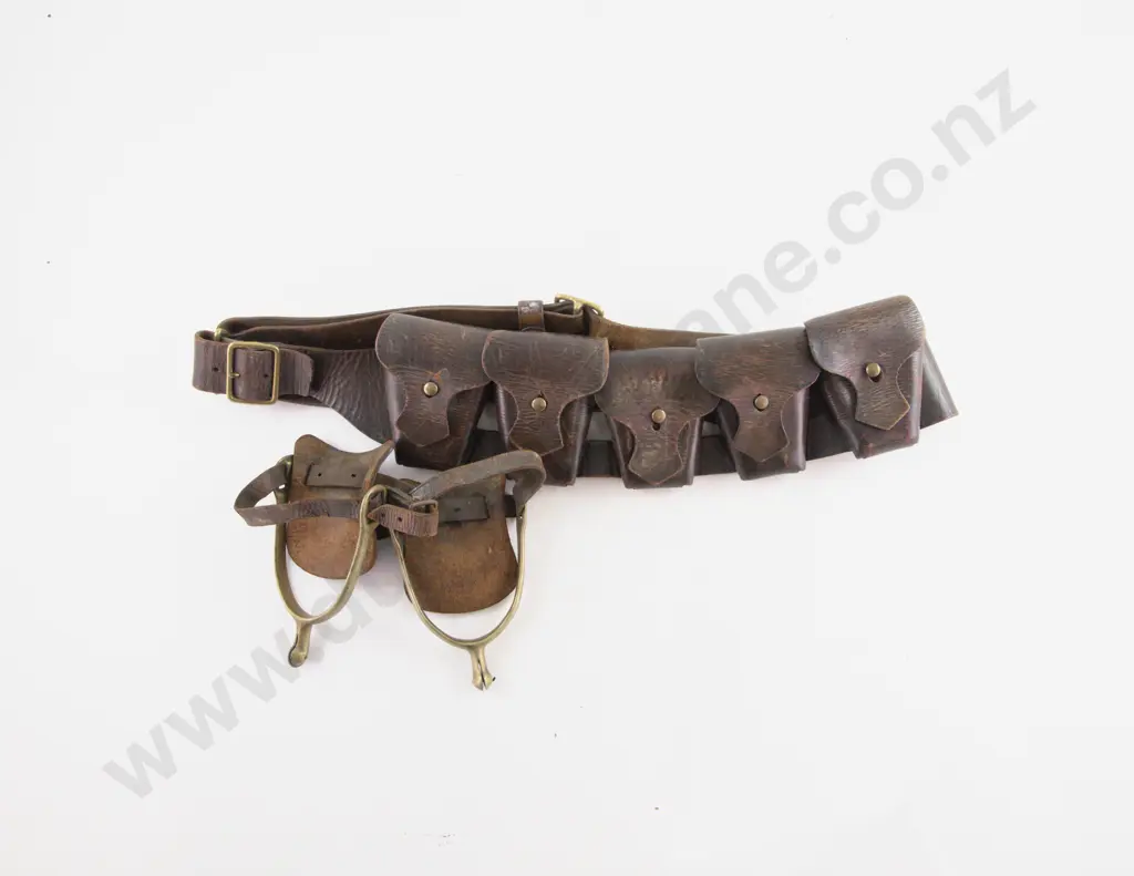 WWI 1903 Pattern Leather Ammunition Bandolier Image 1++