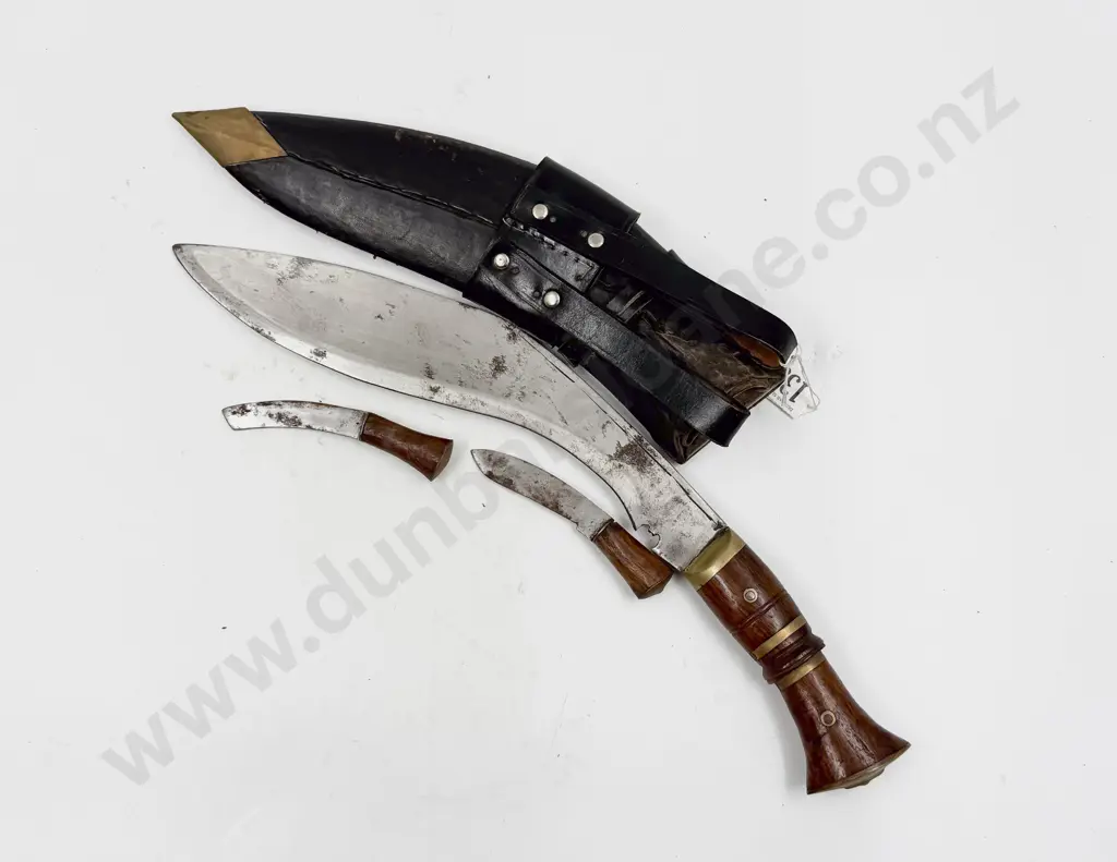 Traditional Kukri Knife Image 1++