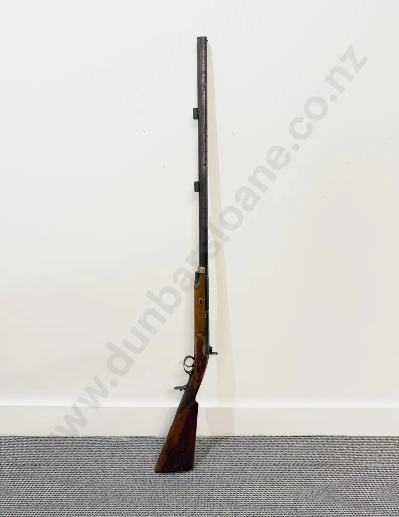 Robert Hughes & Sons Image 1++