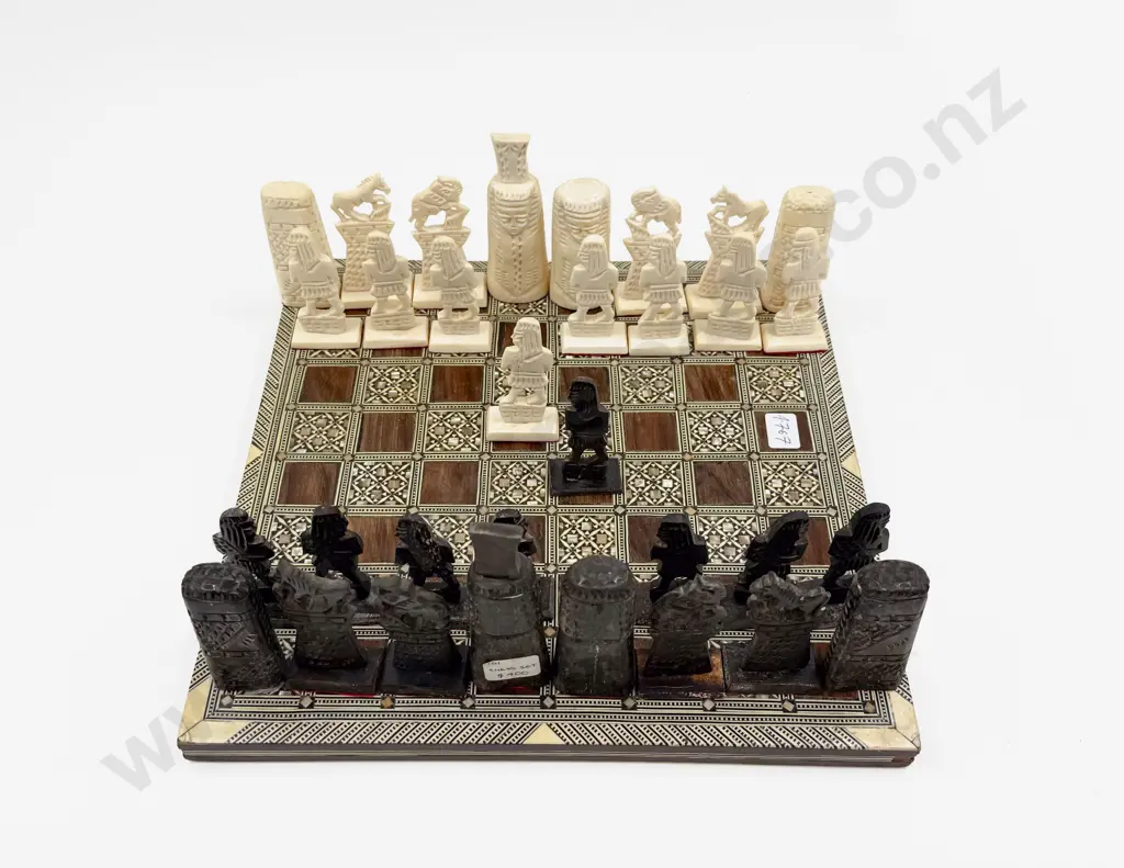 Carved Chess Set Image 1++