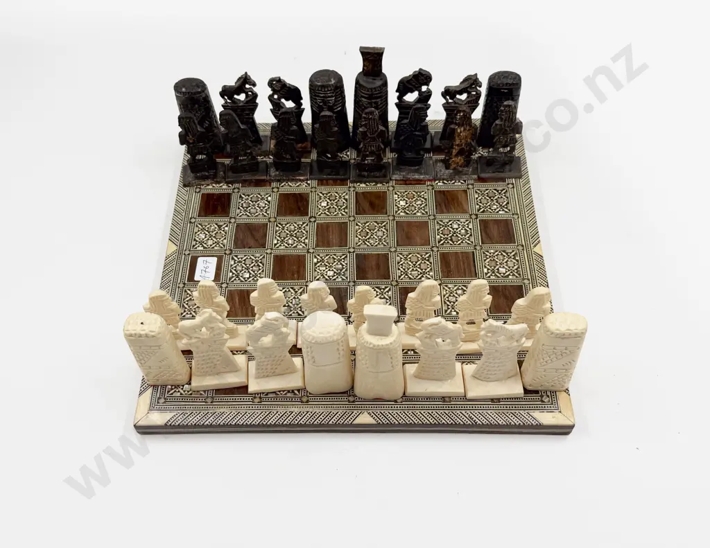Carved Chess Set Image 1++