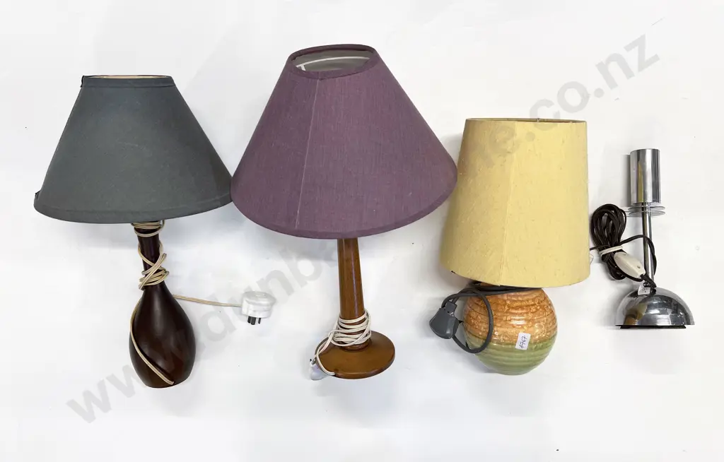 Box of Assorted Table Lamps etc Image 1++