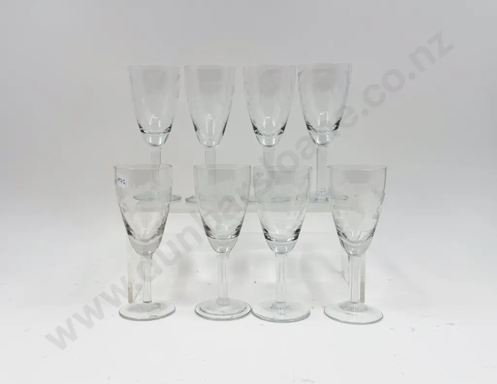 Set of Eight Etched Glasses Image 1++