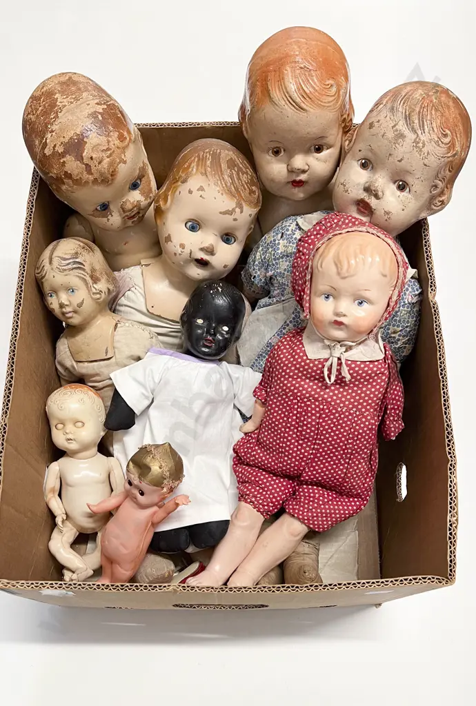 Collection Vintage C1930's NZ and Other Composition Dolls Image 1++