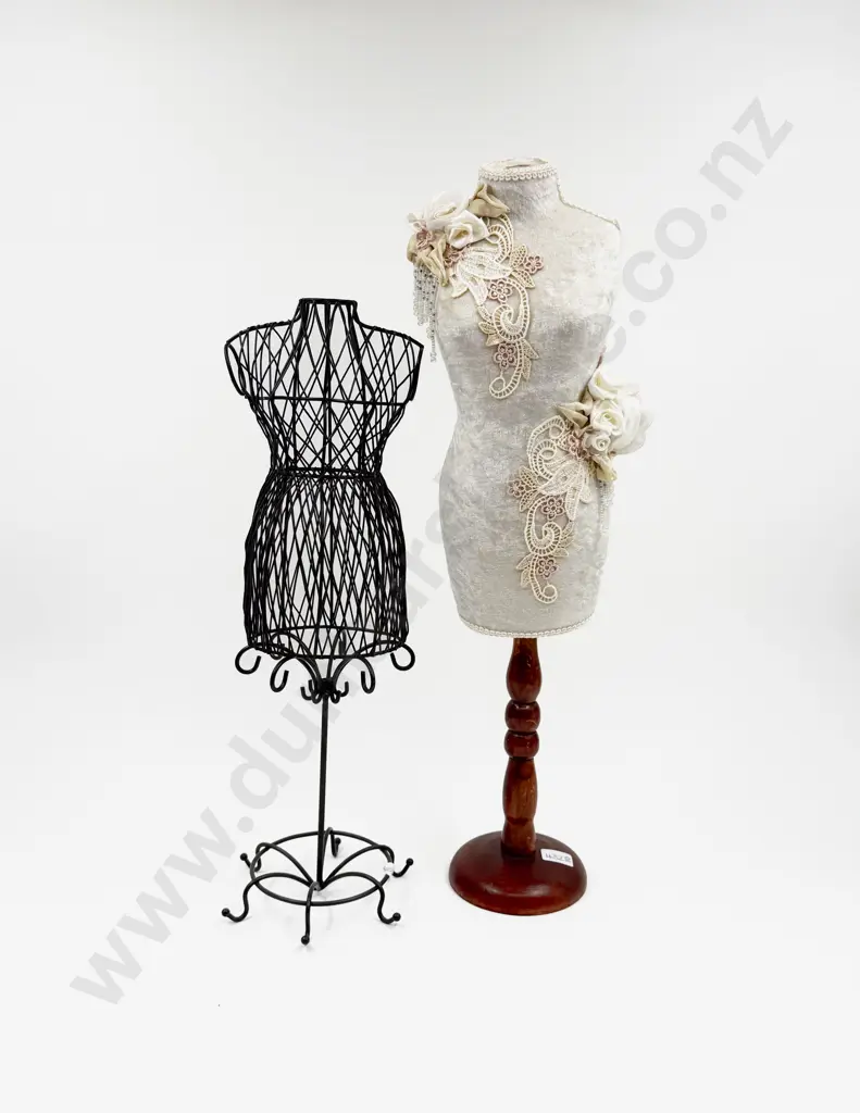 Two Table Top Mannequin Dummy Displays Image 1++