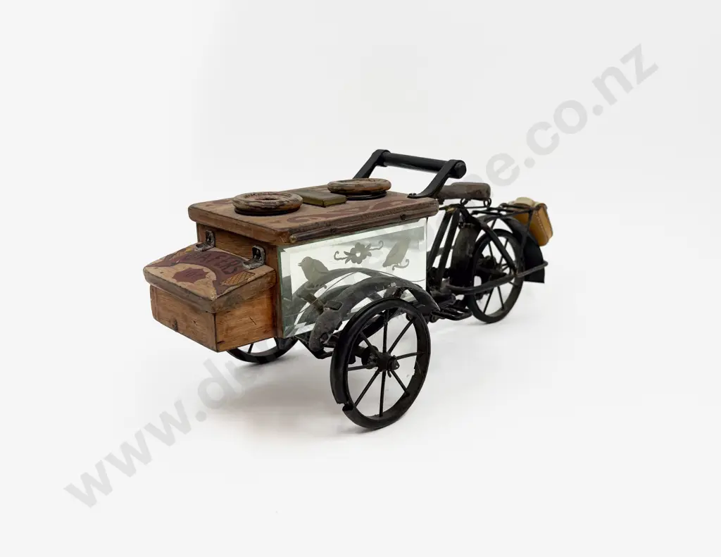 Wood and Metal Model Vending Bicycle Image 1++