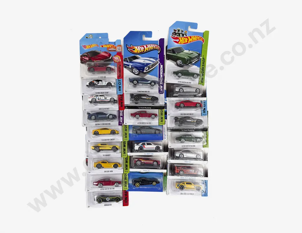 Boxed Hot Wheels Models (24) Image 1++