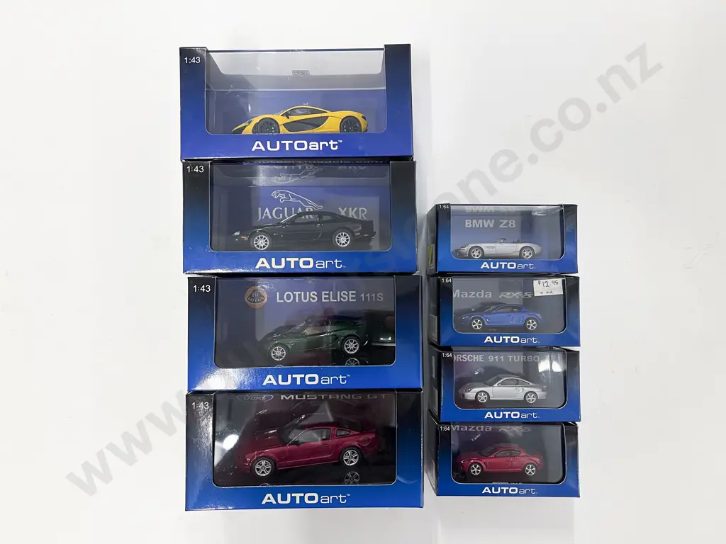 Boxed Autoart Models (8) Image 1++