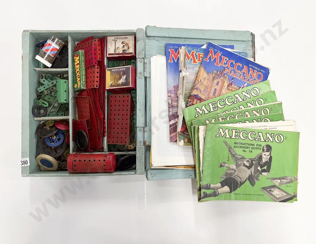 Vintage Wooden Box with Small Qty Meccano instruction booklets and magazines Image 1++