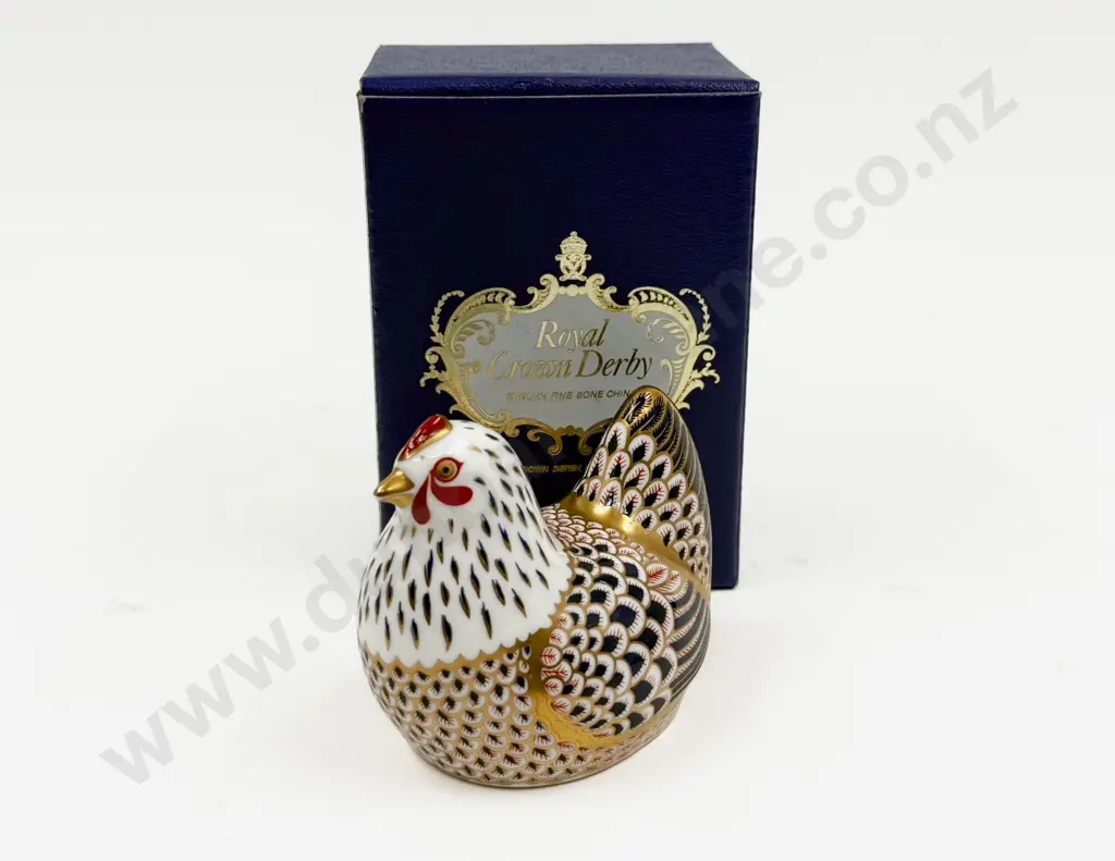 RCD Paperweight "Hen" in Original Box Image 1++