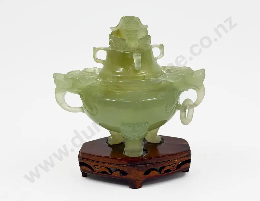 Chinese Jade Style Sensor on Stand Image 1++