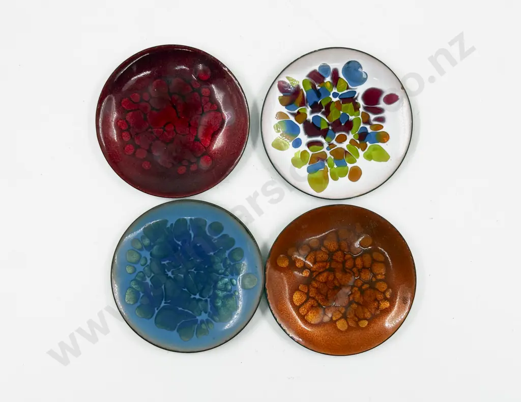 Four Kareka Small Enamel DIshes Image 1++