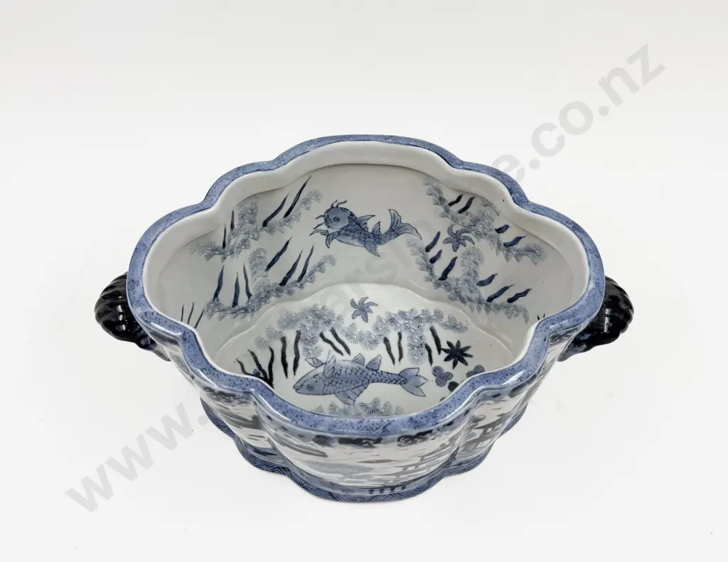 Reproduction Blue and White Willow Pattern Jardiniere H15cm Image 1++