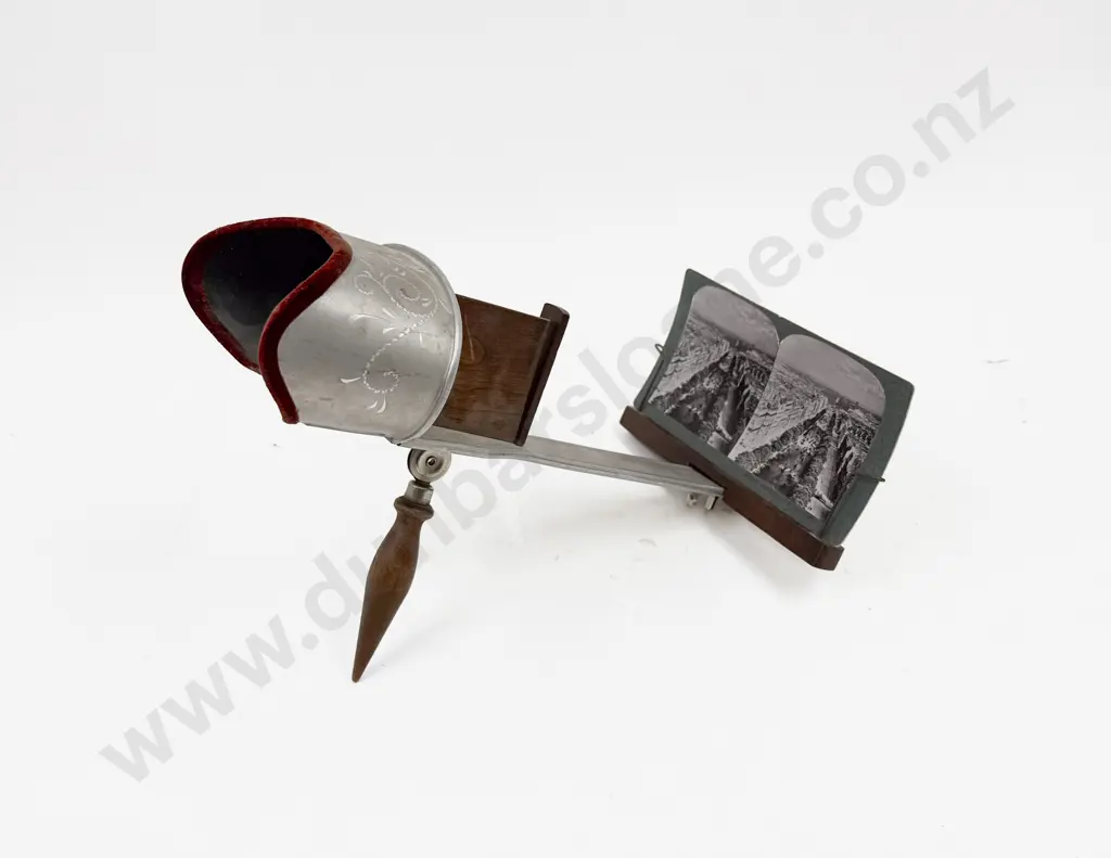 Vintage Stereoscope and Box of Assorted Slides Image 1++