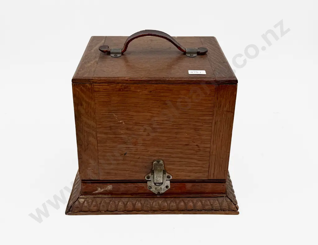 Vintage Oak "45" Record Case and Assorted Records Image 1++