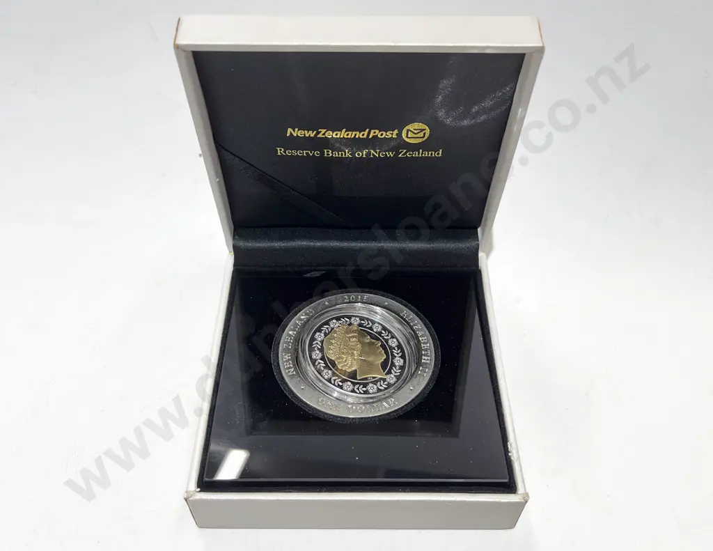 NZ 2015 Longest Reigning Monarch QEII Silver $1 Proof Coin Image 1++