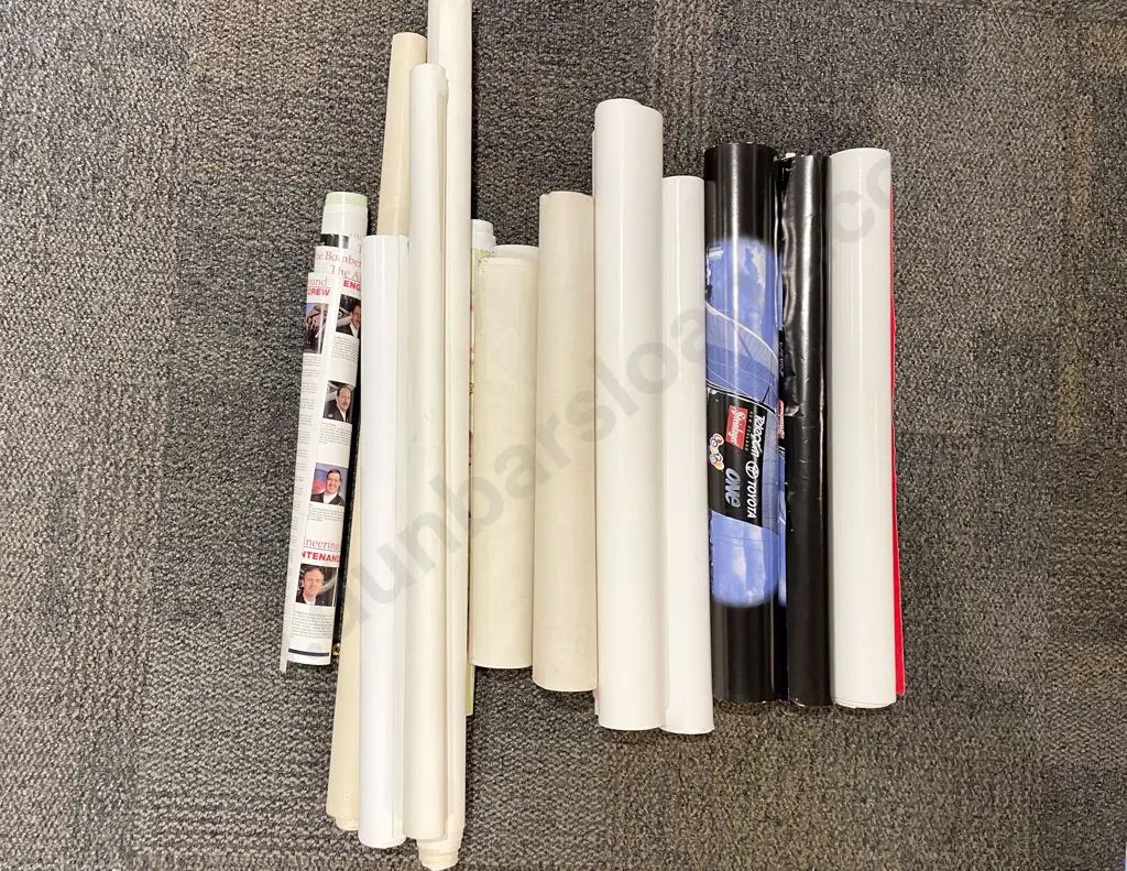 Qty of Loose Posters/prints Image 1++