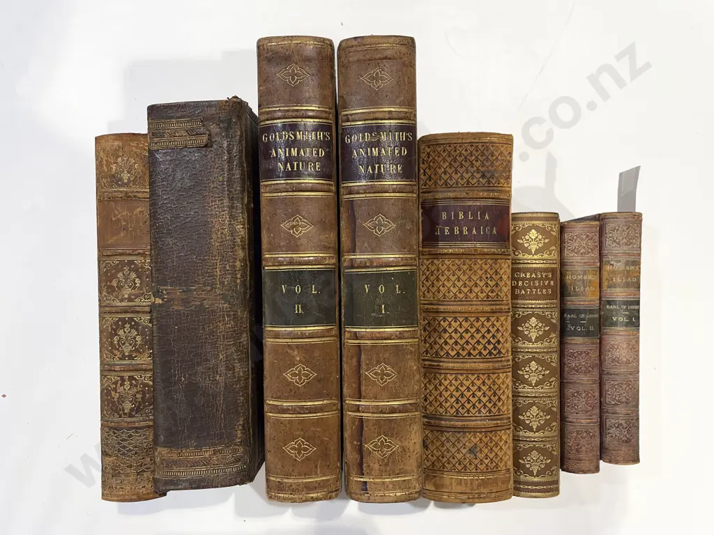 Qty of Assorted Vintage Leather Bound Books Image 1++