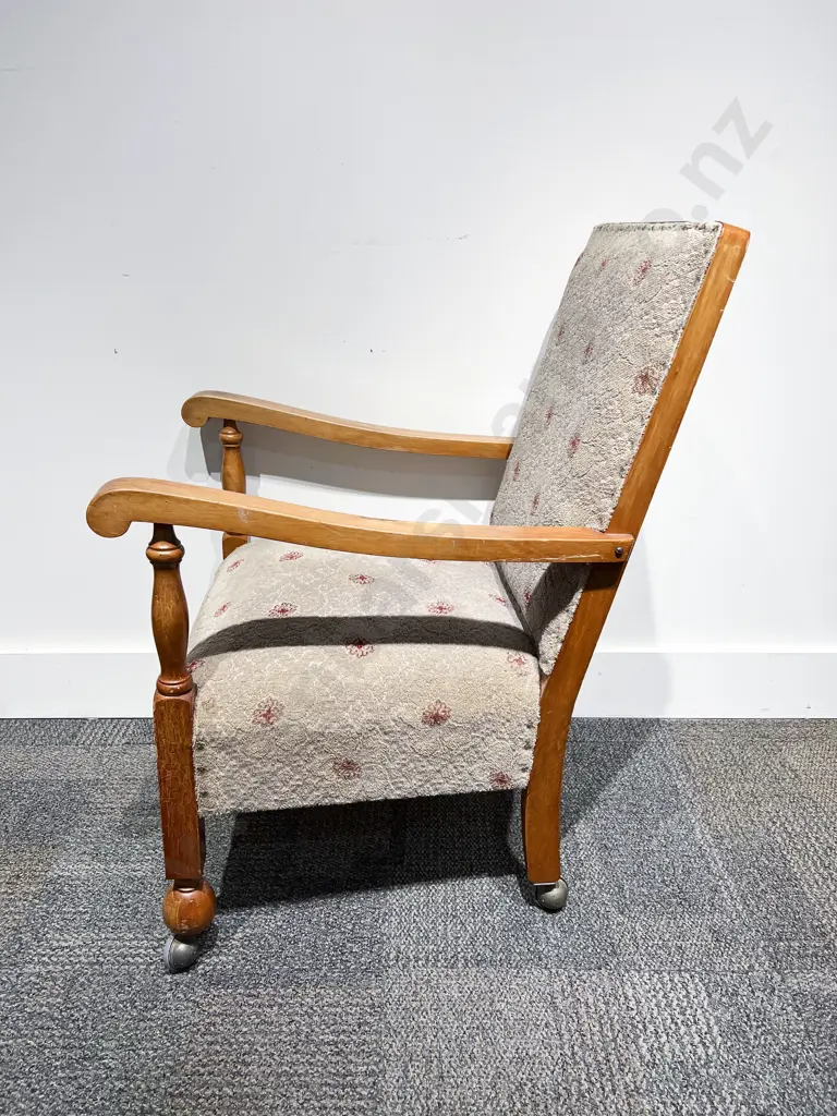 Upholstered Open Arm Chair on Castors Image 1++
