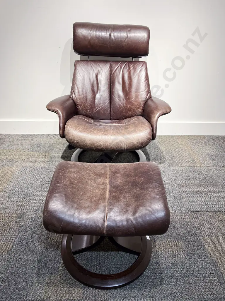 Modern Leather Stressless Reclining Arm Chair and Footstool Image 1++