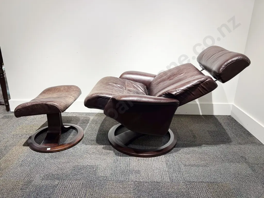 Modern Leather Stressless Reclining Arm Chair and Footstool Image 1++